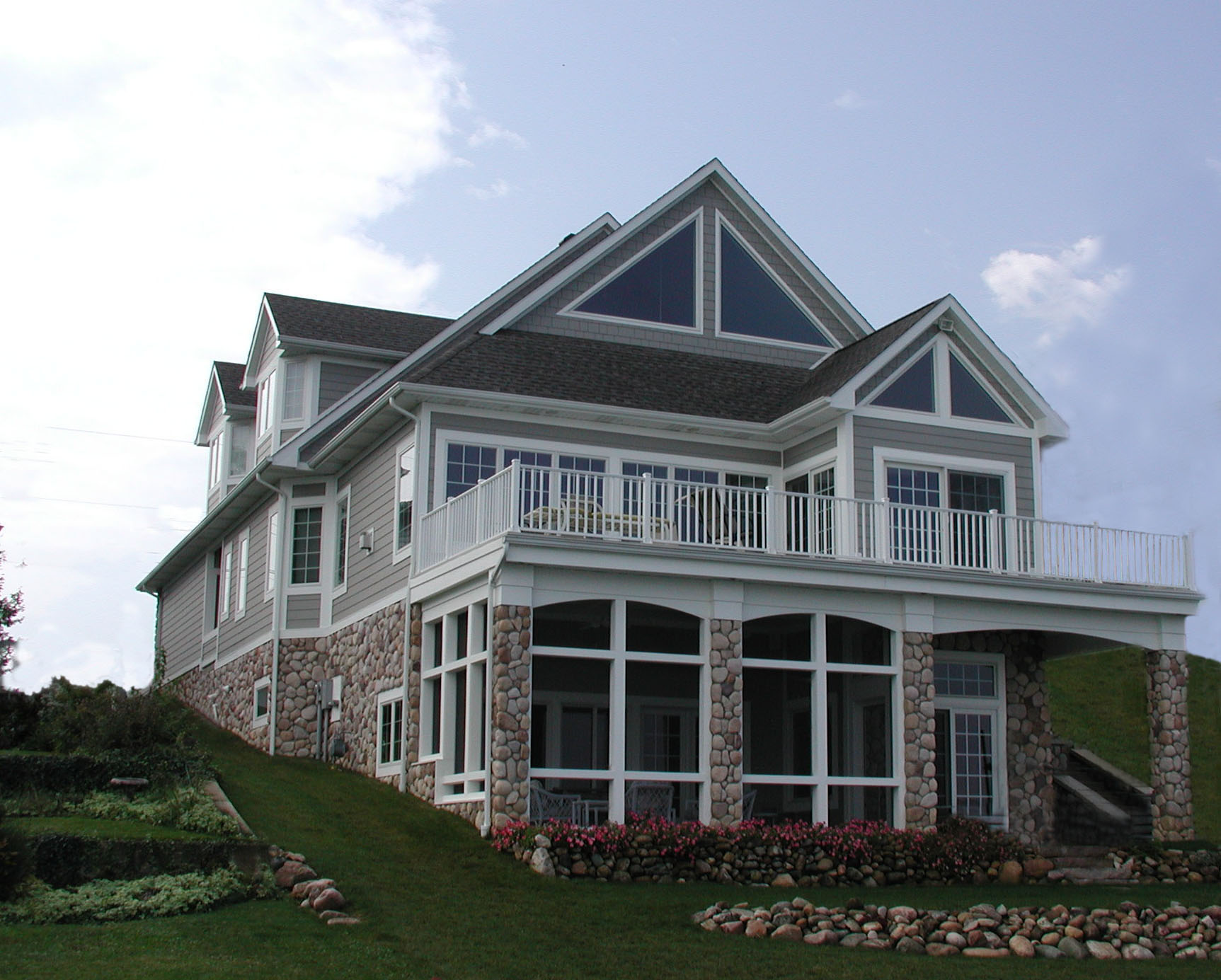 Vacation home design and build on northern Indiana lake